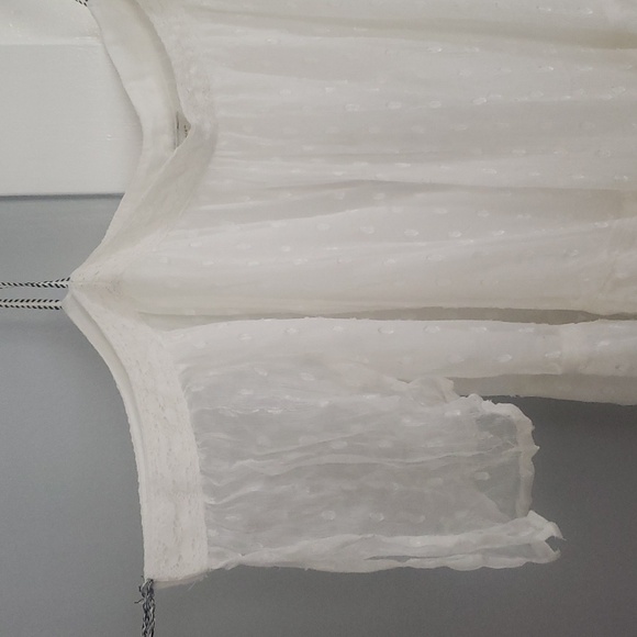 Gauzy, chiffon, off the shoulders blouse. - Picture 2 of 7